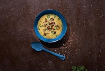 Kürbiscremesuppe, Zimt, gegrillten Champignons