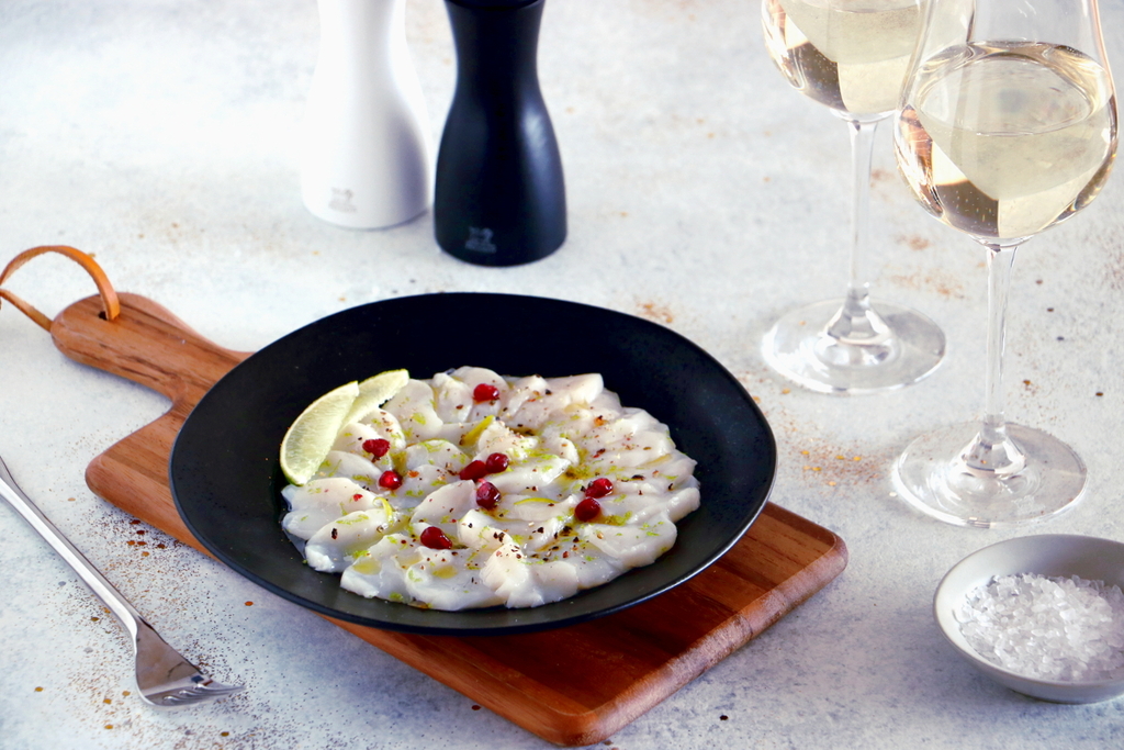 Carpaccio von Jakobsmuscheln mit Limetten