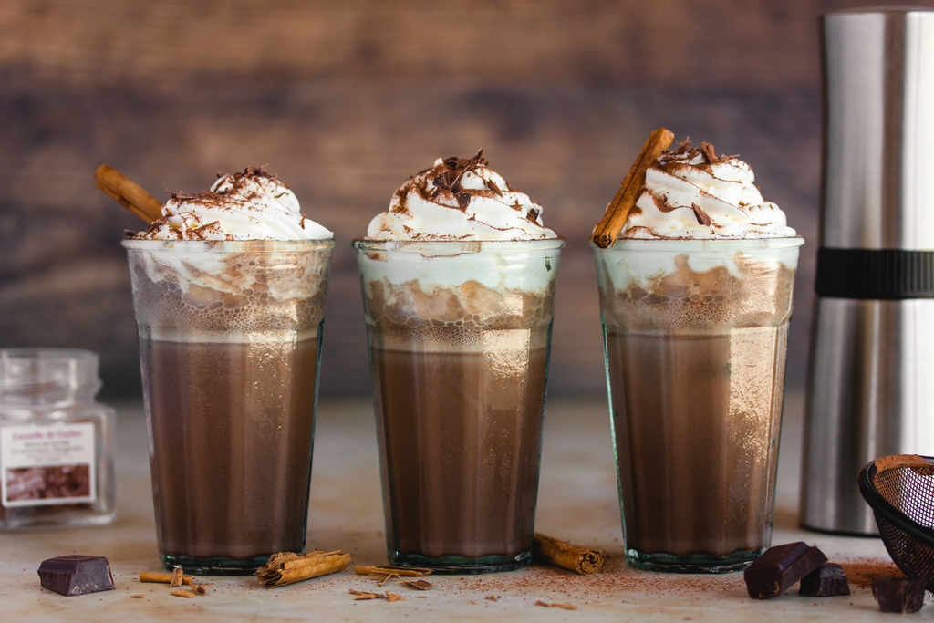 Schokoladen Frappé mit Zimt