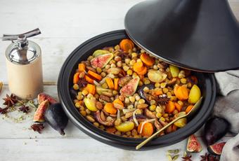Tagine aus Karotten, Feigen, Zwiebeln und kandierten Zitronen