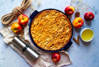 Apfelkuchen ohne raffinierten Zucker und Butter