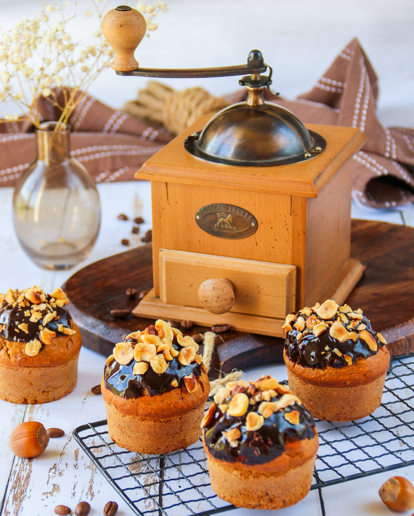 Einfache Haselnuss-Kaffee-Muffins