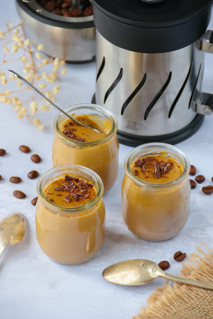 Kaffeecreme ohne raffinierten Zucker