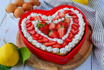 Gesunder Zitronen-Erdbeer-Kuchen