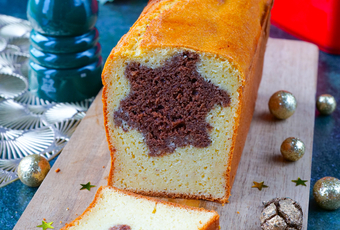 Vanille- und Schokoladensternkuchen für die Feiertage